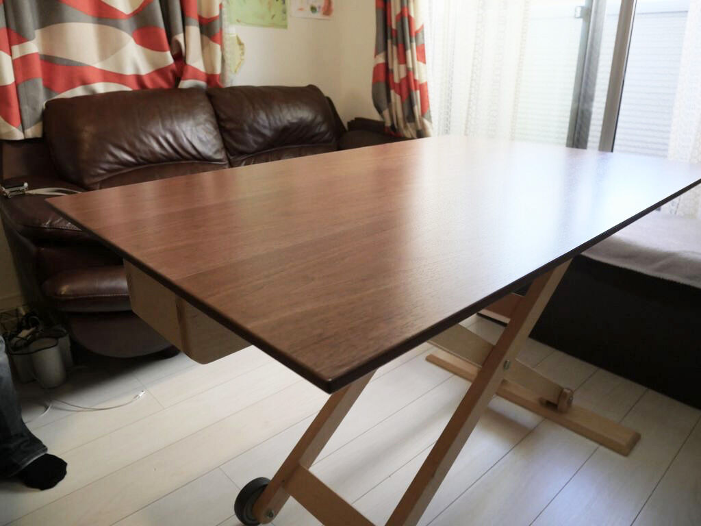 家具を0から作る楽しさと大変さ…！昇降式テーブルをオーダーメイド